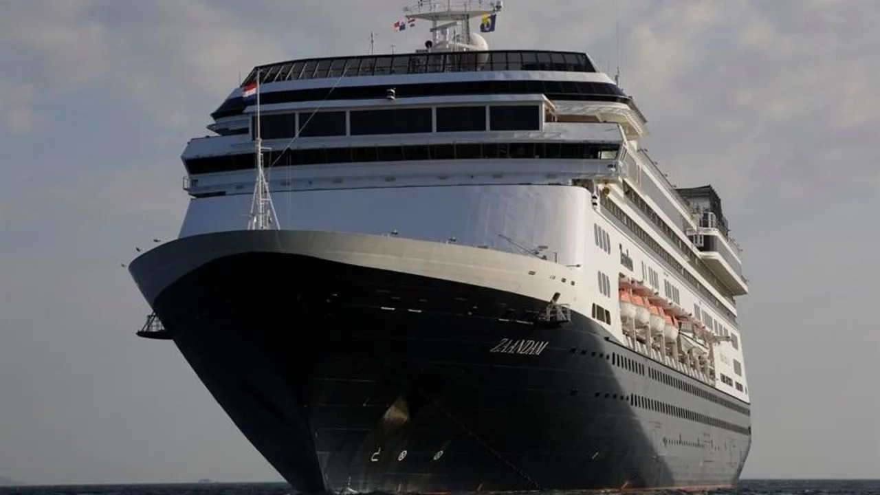Cornavirus: entre el 'Che' Guevara y la reina Máxima, la travesía del periodista rehén en un crucero holandés