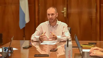 El Gobierno hará una nueva oferta de reestructuración a los bonistas El Gobierno hará una nueva oferta de reestructuración a los bonistas