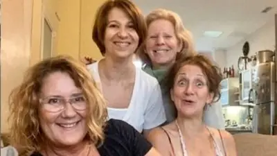 El Teatro Cervantes reunió a las "Gambas al ajillo" para una charla online: "Cuando estamos juntas se genera una cofraternidad que siempre nos albergó" El Teatro Cervantes reunió a las "Gambas al ajillo" para una charla online: "Cuando estamos juntas se genera una cofraternidad que siempre nos albergó"