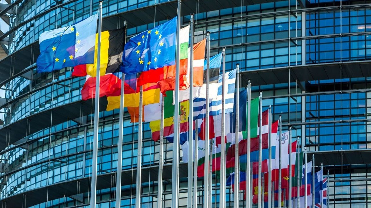 La Unión Europea distribuye fondos para paliar el impacto económico de la pandemia
