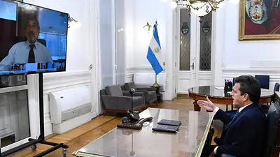 Sergio Massa recibe en cámara de Diputados a los jefes de bloque y buscará concretar un acuerdo para sesionar online Sergio Massa recibe en cámara de Diputados a los jefes de bloque y buscará concretar un acuerdo para sesionar online