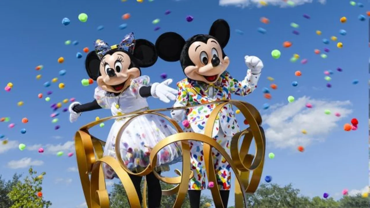 Disney despidió a 70.000 personas de sus parques y Florida pagará el desempleo