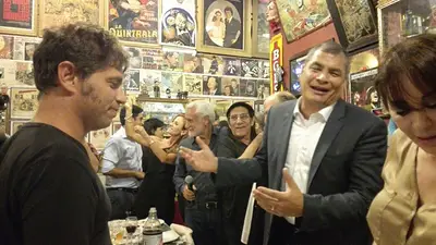 El día en el que Horacio Fontova cantó a los gritos con Rafael Correa y Axel Kicillof El día en el que Horacio Fontova cantó a los gritos con Rafael Correa y Axel Kicillof