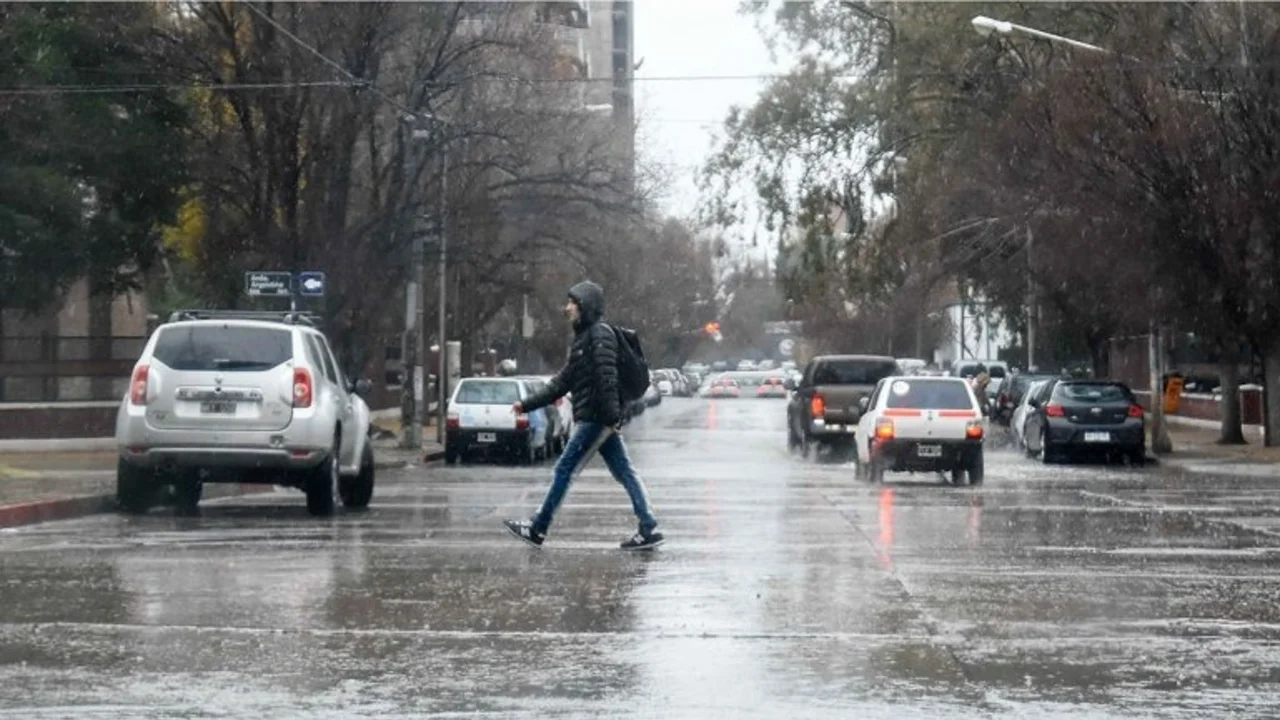 Pronóstico del tiempo 24 de abril: viernes lluvioso y con temperaturas bajas