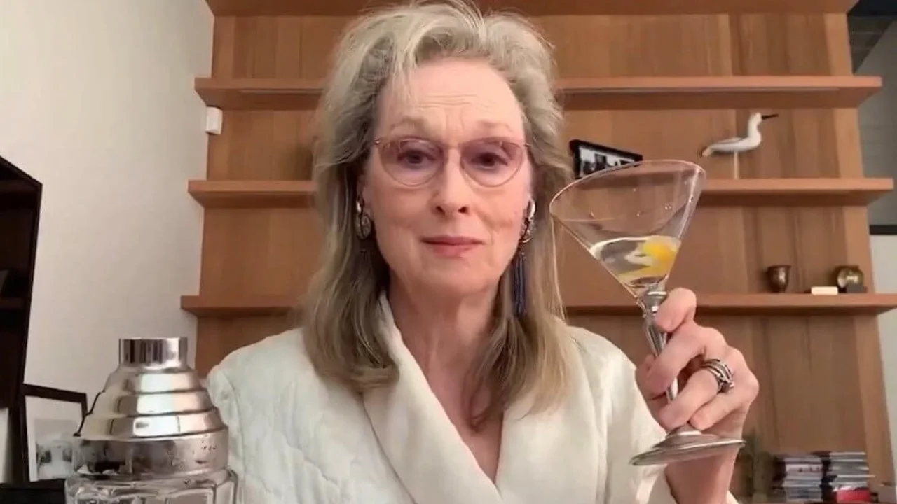 El desopilante video de Meryl Streep emborrachándose con sus amigas por Zoom