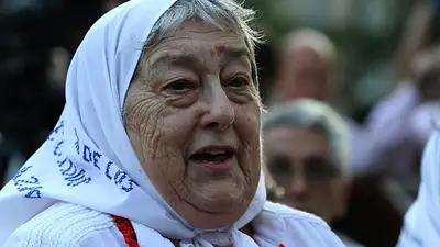 Hebe de Bonafini pidió domiciliaria solo para los que cometieron delitos leves Hebe de Bonafini pidió domiciliaria solo para los que cometieron delitos leves