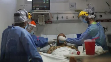 Fuerte suba de casos de COVID: más de 15 mil y 170 muertes en un día