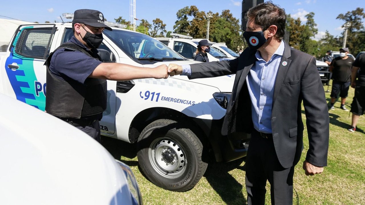 Kicillof dio un nuevo aumento a la policía Bonaerense: 46,5% desde diciembre de 2020