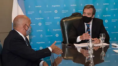 Soria avanza frente a la parálisis de la Procuración General y busca implementar perspectiva de género en la Justicia Soria avanza frente a la parálisis de la Procuración General y busca implementar perspectiva de género en la Justicia