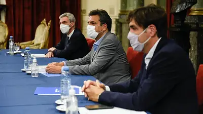Mario Meoni y Sergio Massa presentaron el proyecto de ley "Alcohol Cero al Volante" Mario Meoni y Sergio Massa presentaron el proyecto de ley "Alcohol Cero al Volante"