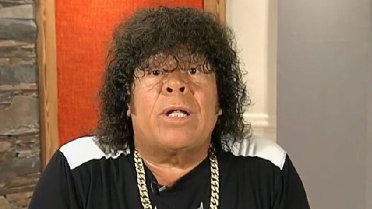 La Mona Jiménez, sorprendido