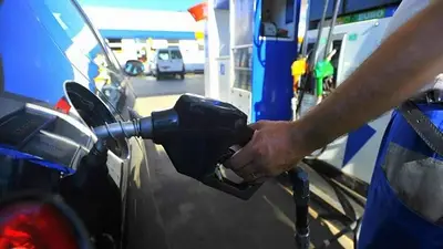 Tras la suba de 100%, la Cámara de Combustibles ya adelanta que se viene otro aumento de la nafta Tras la suba de 100%, la Cámara de Combustibles ya adelanta que se viene otro aumento de la nafta