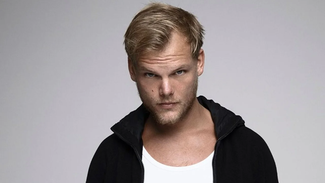 Avicii.