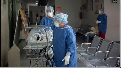 En los hospitales públicos porteños solo quedan 99 camas libres de UTI En los hospitales públicos porteños solo quedan 99 camas libres de UTI