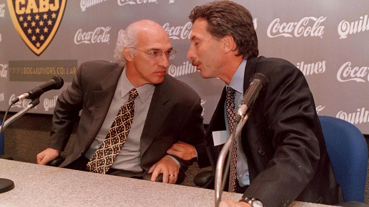 Carlos Bianchi deja plantado a Mauricio Macri en plena conferencia de prensa