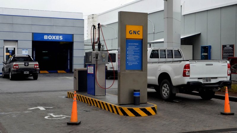 Estaciones de GNC anticipan que faltará combustible hasta el fin de semana