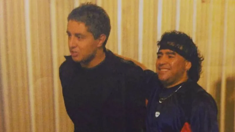 Mariano Peluffo y Diego Armando Maradona