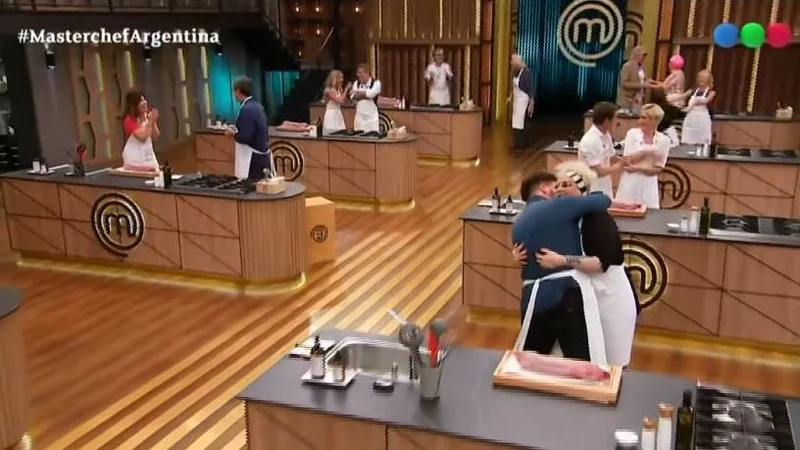 Muchos participantes y poco protocolo en MasterChef Celebrity
