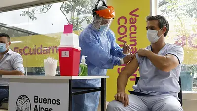 Vacunación en la Ciudad: cómo deben inscribirse los mayores de 60 años Vacunación en la Ciudad: cómo deben inscribirse los mayores de 60 años
