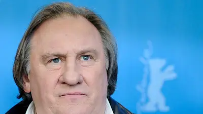 El actor francés Depardieu arremete contra los "excesos dementes" de Putin en Ucrania El actor francés Depardieu arremete contra los "excesos dementes" de Putin en Ucrania