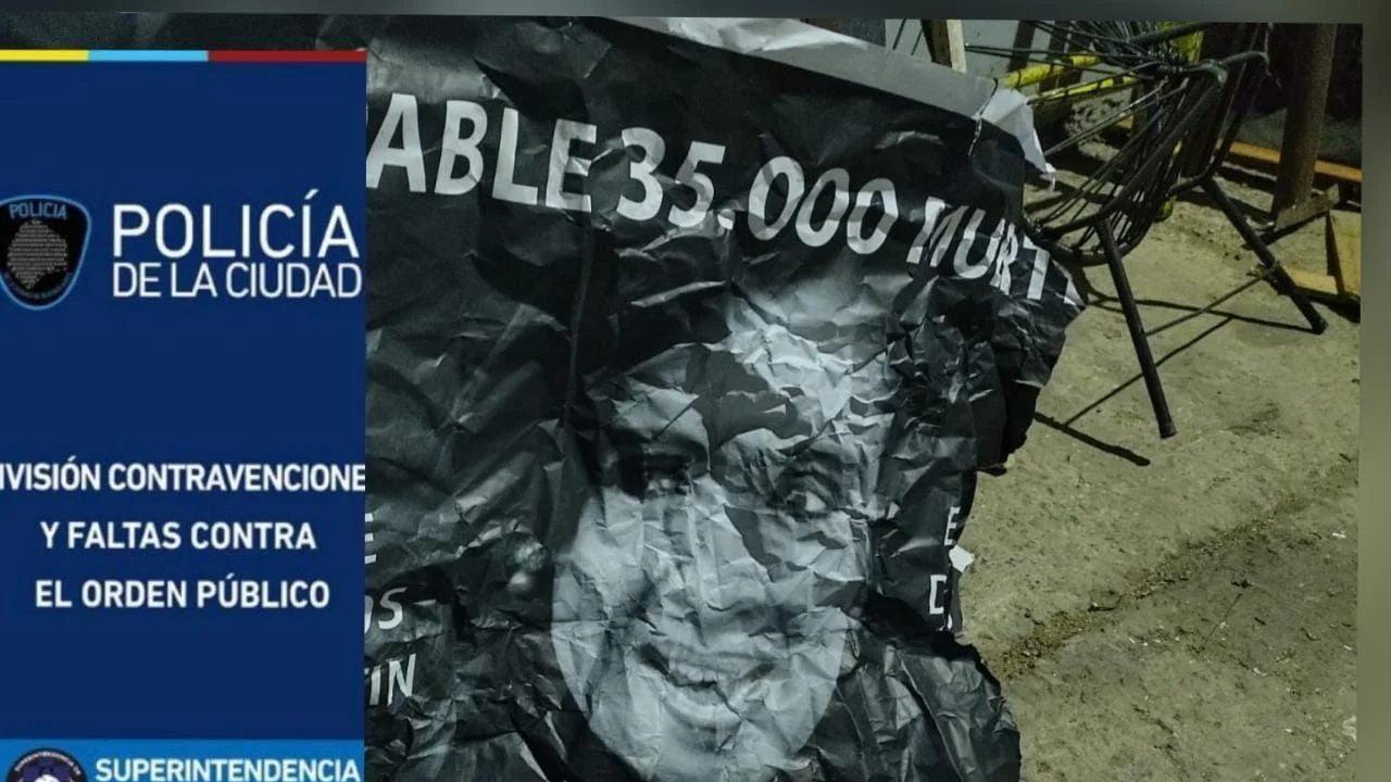 Carteles contra Cristina Kirchner: Investigan a una vecina de Recoleta como autora intelectual 
