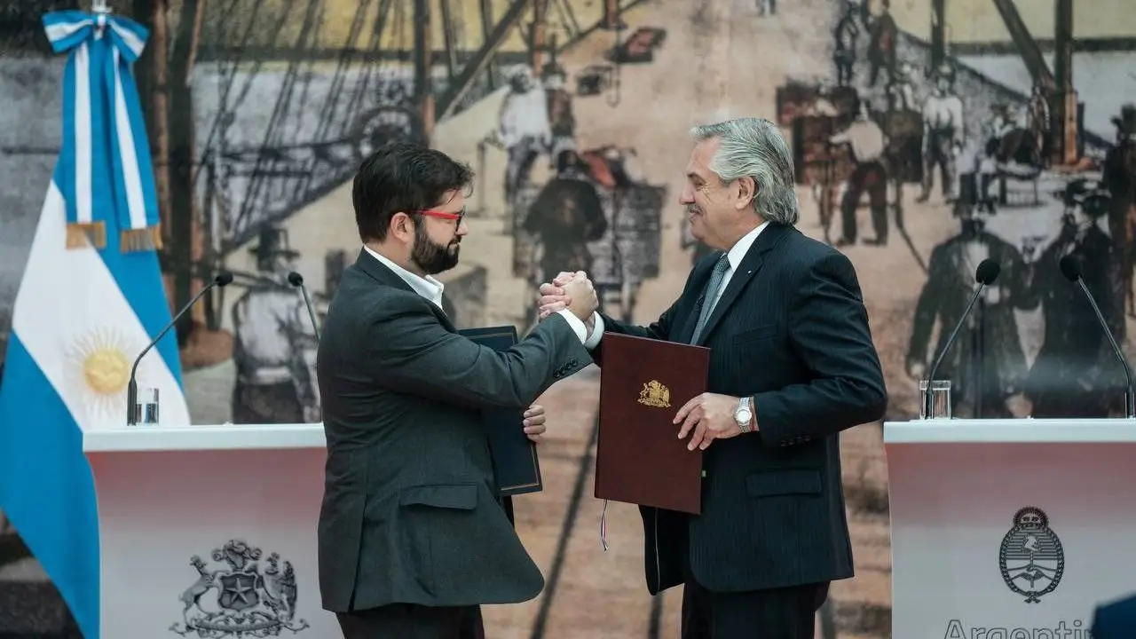 Gabriel Boric dejó mal parado a un periodista de La Nación con una tajante respuesta