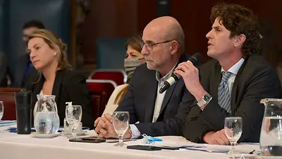 Lousteau dio positivo de COVID-19, tras participar de una reunión en el Senado Lousteau dio positivo de COVID-19, tras participar de una reunión en el Senado