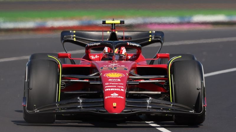 Ferrari lidera los primeros entrenamientos libres del GP de Australia