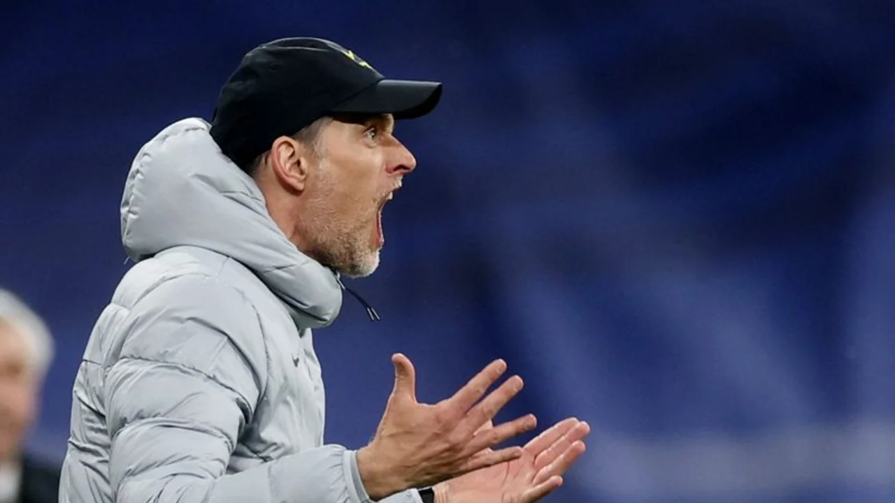 Tuchel lamenta que el árbitro "sonreía y se reía" con Ancelotti tras la derrota del Chelsea