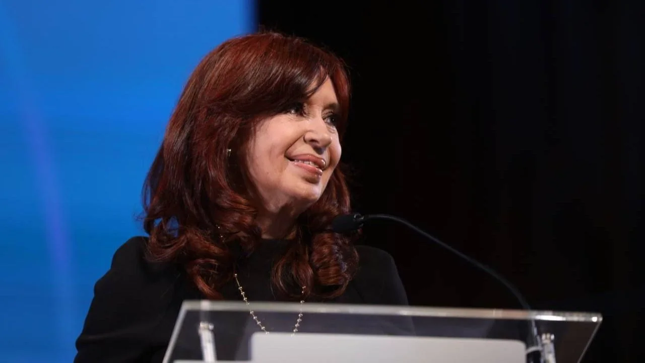 Legisladores del Parlasur y el Congreso cruzaron a pares europeos por criticar a CFK