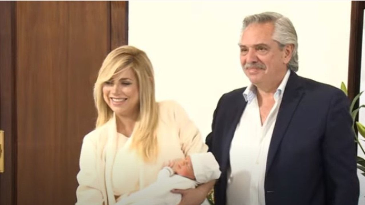 Alberto Fernández y Fabiola Yáñez presentaron a Francisco: "Es un oasis en un tiempo difícil"