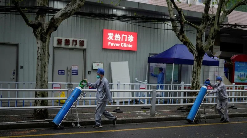 El director de la OMS dijo que la política china contra la pandemia "es insostenible" 