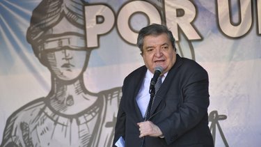 Ramos Padilla pidió un DNU para preservar la institucionalidad