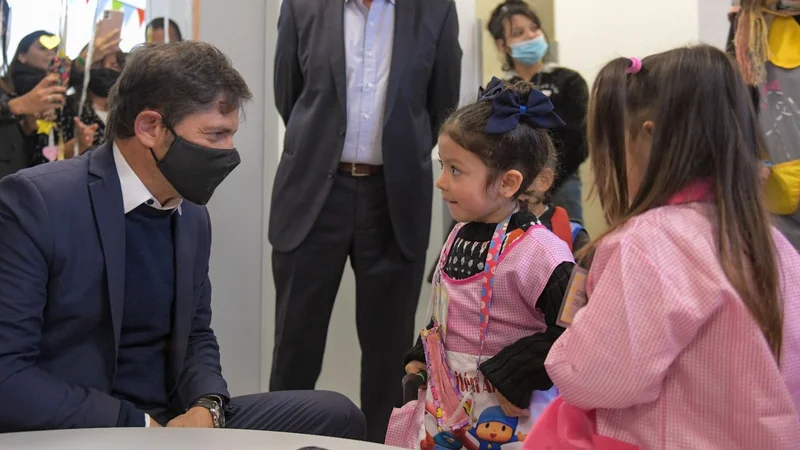 En medio de la crisis económica, Axel Kicillof lanza un nuevo programa social