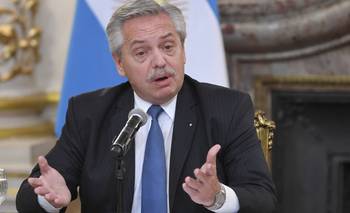 Captura de dólares y lucha contra la inflación:  la necesidad de un Gobierno fuerte | Opinión