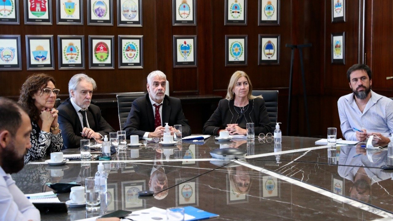 El Gobierno busca implementar la canasta de proximidad de Precios Cuidados en las provincias