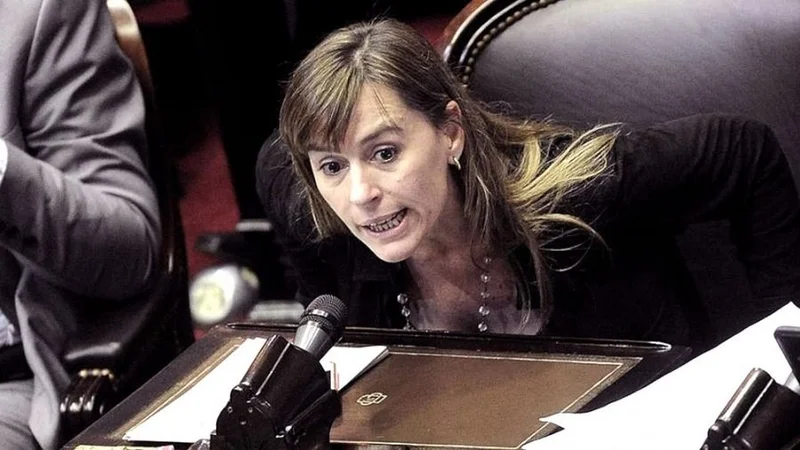 Juliana Di Tullio