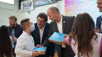 Insaurralde acompañó a Mantegazza en el lanzamiento de Conectar Igualdad en San Vicente Insaurralde acompañó a Mantegazza en el lanzamiento de Conectar Igualdad en San Vicente