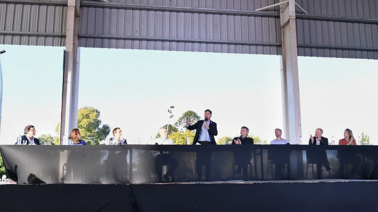 De qué se trata MESA, el programa de Kicillof para combatir la pobreza