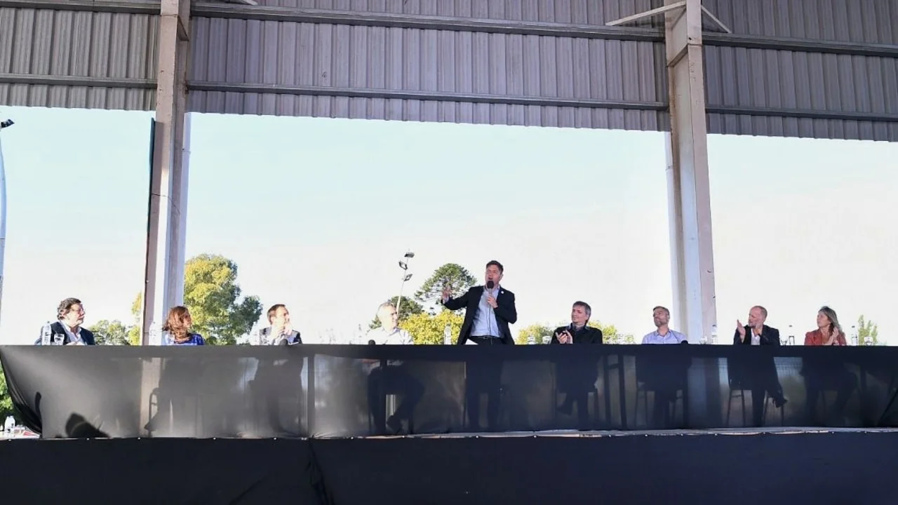 De qué se trata MESA, el programa de Kicillof para combatir la pobreza