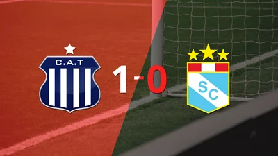 Con un solo tanto, Talleres derrotó a Sporting Cristal en el Olímpico de Córdoba Con un solo tanto, Talleres derrotó a Sporting Cristal en el Olímpico de Córdoba