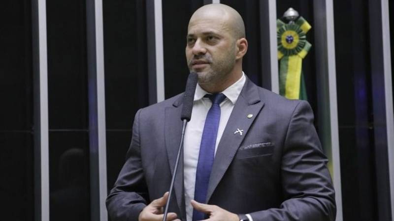 Diputado y ex policía indultado por Bolsonaro, ahora número dos de la comisión de Seguridad Pública