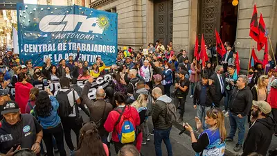 Movilización del Comité de Acreedores al Congreso de la Nación Movilización del Comité de Acreedores al Congreso de la Nación