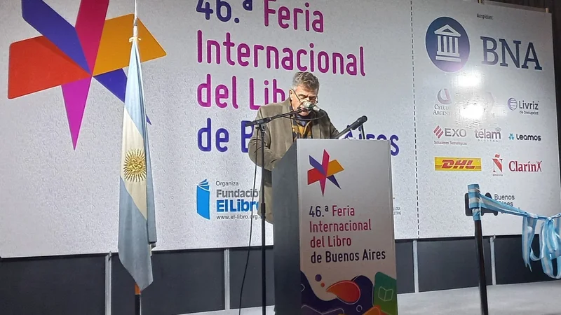 El fuerte discurso de Guillermo Saccomanno en la Feria del Libro