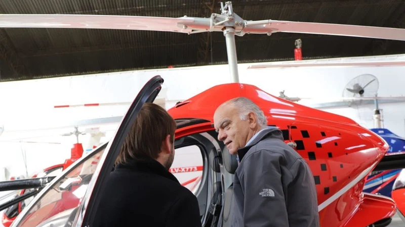 Grindetti se diferenció de Milei: "El Estado no es el enemigo, los enemigos son los que lo administran mal"