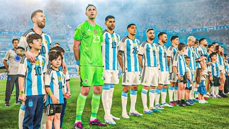 Selección Argentina. Exequiel Palacios se separó de su esposa Yésica Frías