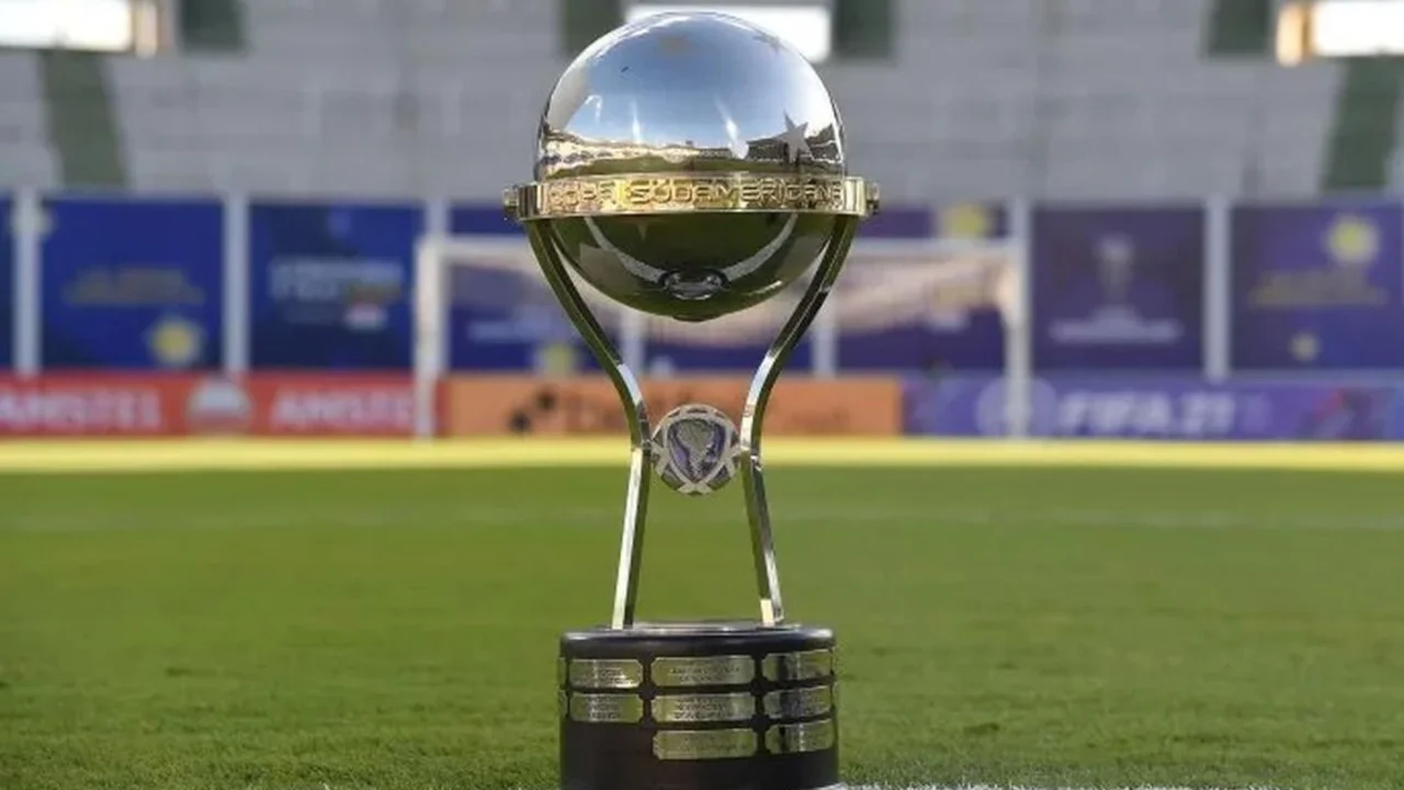Trofeo de la Copa Sudamericana