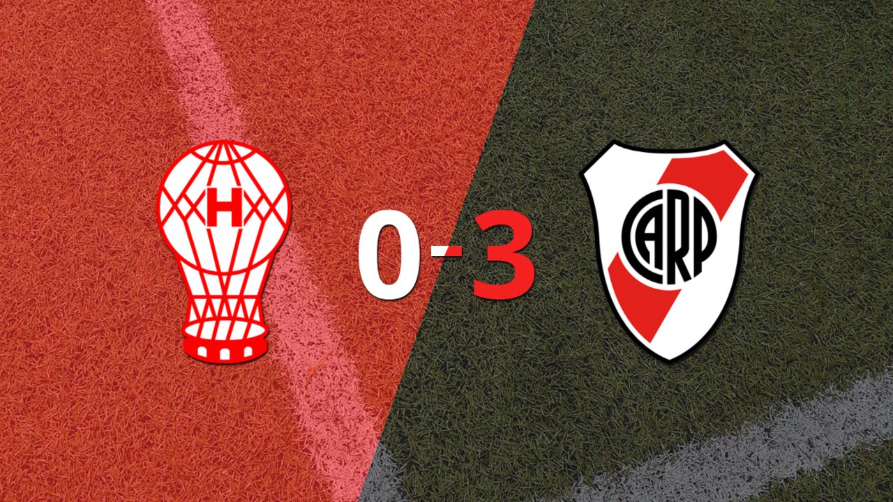 River Plate goleó 3-0 a Huracán con doblete de Salomón Rondón