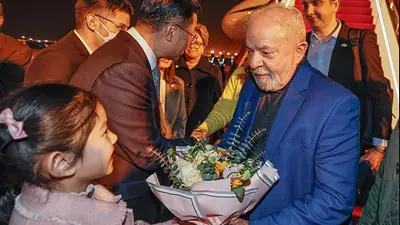 Lula llegó a China en busca de acuerdos y una propuesta de paz en Ucrania Lula llegó a China en busca de acuerdos y una propuesta de paz en Ucrania
