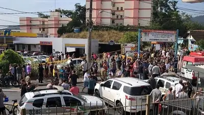Brasil: un estudiante de 14 años atacó con un hacha a dos niñas de 9 en una escuela Brasil: un estudiante de 14 años atacó con un hacha a dos niñas de 9 en una escuela